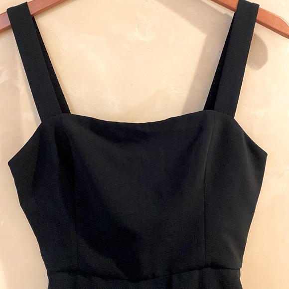 Aritzia Wilfred Aperature Tie-back Mini Dress Size: 6 Color: Black - Picture 10 of 13